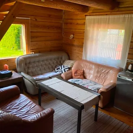 Puessi Street Sauna House 24-7 Check-in Dağ evi *